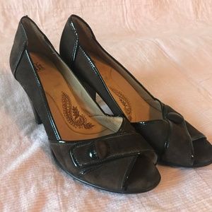 Sofft brown suede heels - Sz 10
